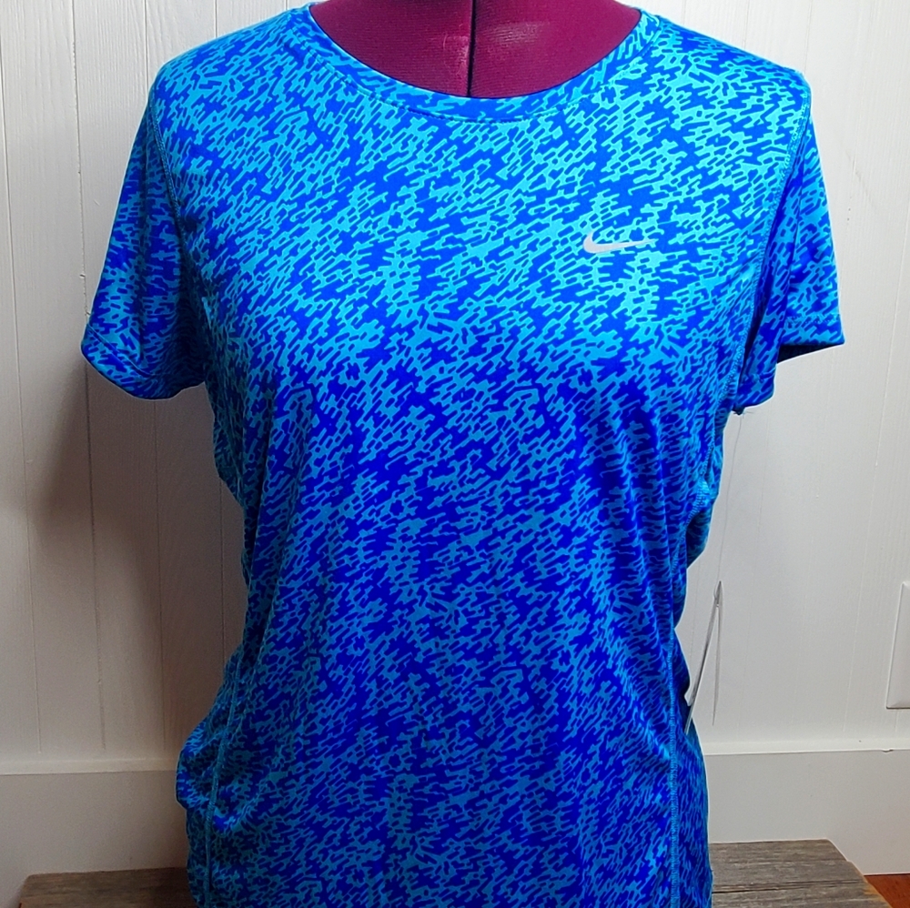 New Nike athletic shirt